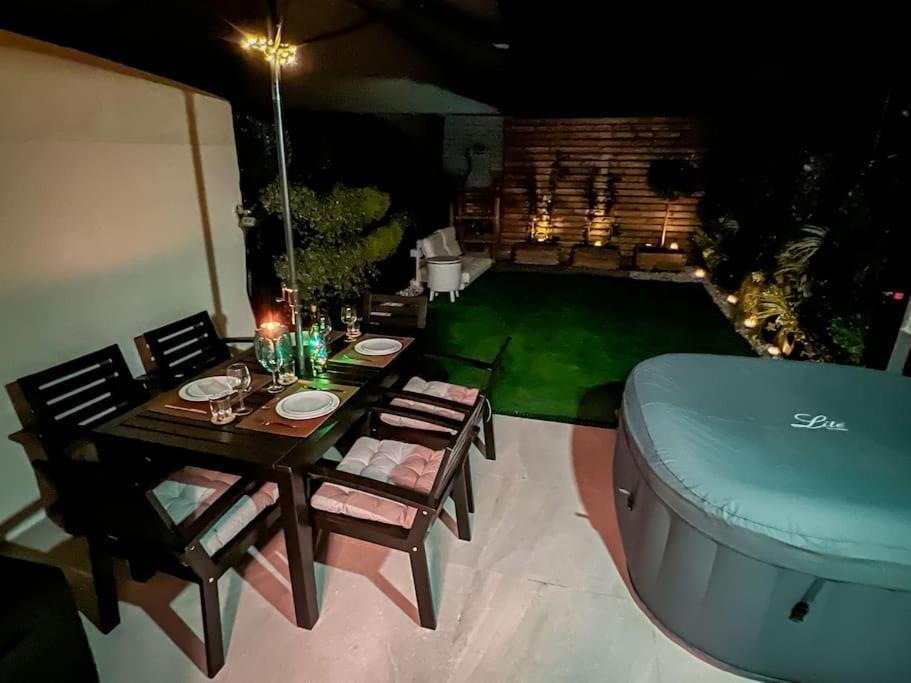 Relaxing Garden Los Cristianos Con Jacuzzi Y Barbacoa Arona  Exterior photo
